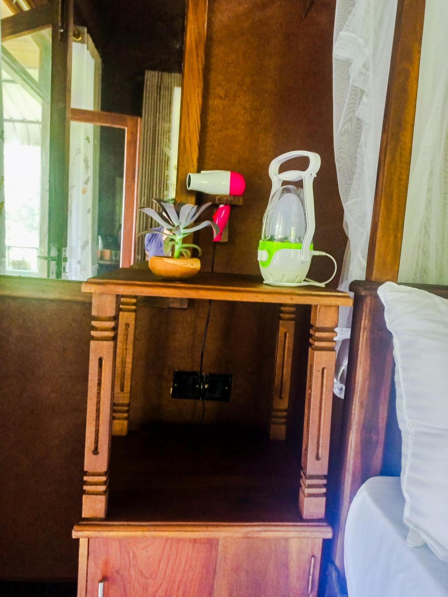 Creek Downhills Bed & Breakfast Ella Bagian luar foto
