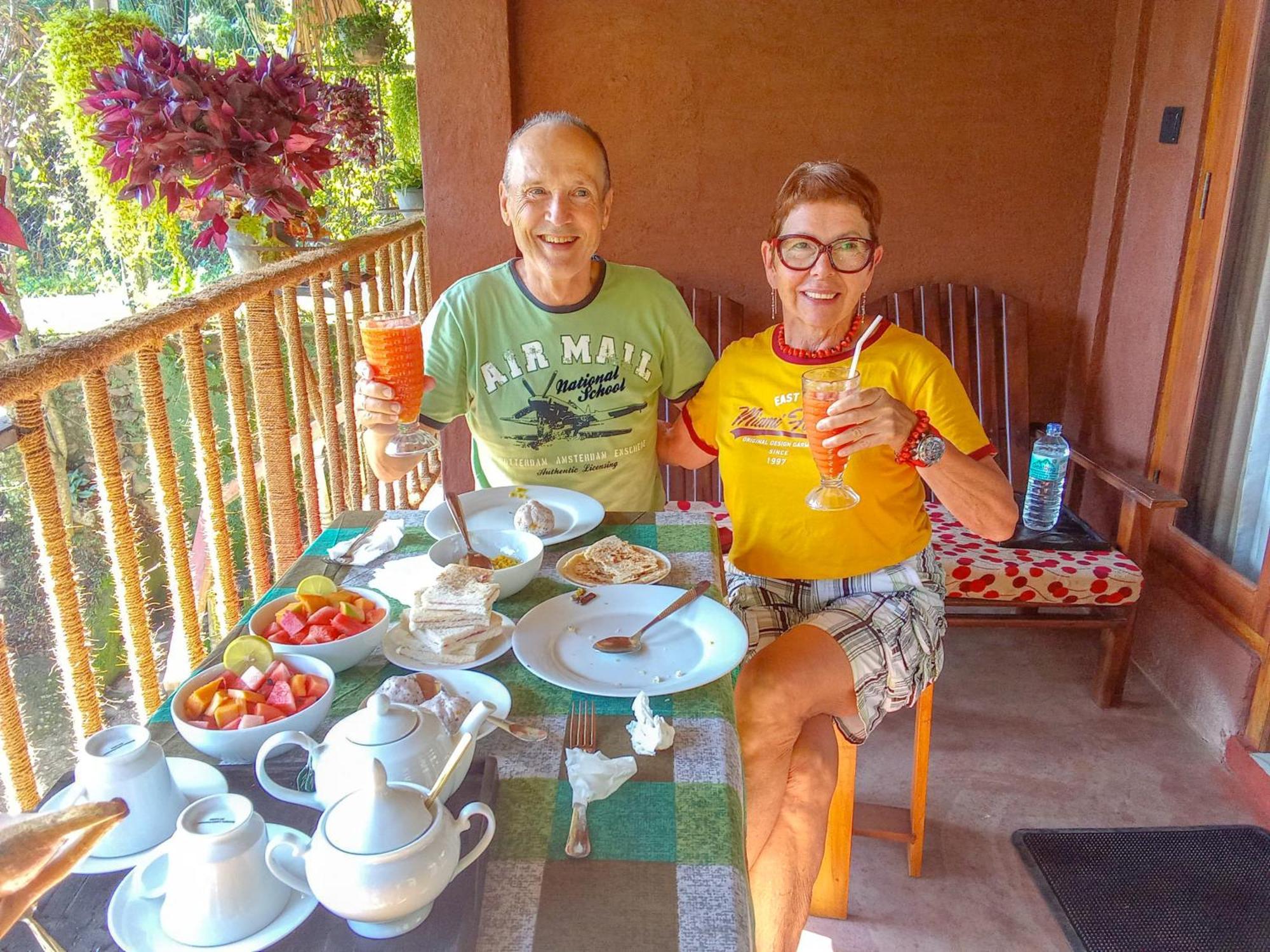 Creek Downhills Bed & Breakfast Ella Bagian luar foto