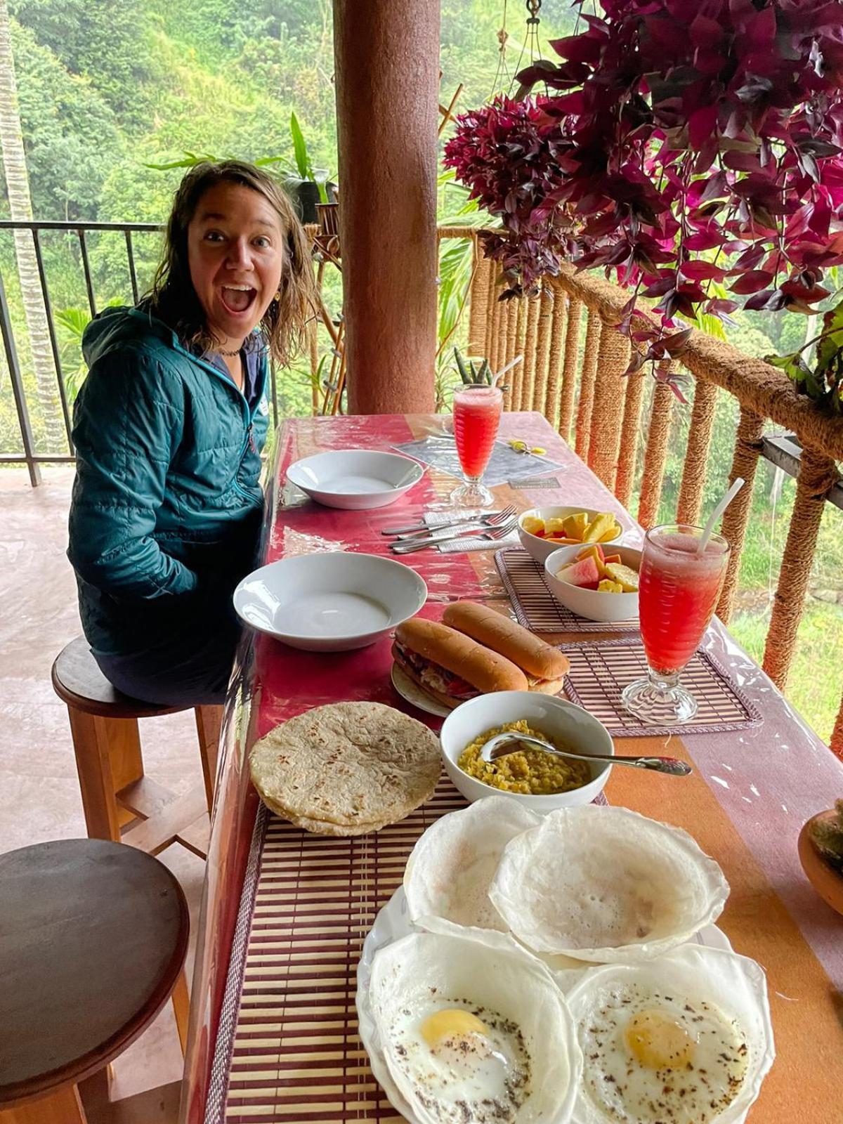 Creek Downhills Bed & Breakfast Ella Bagian luar foto