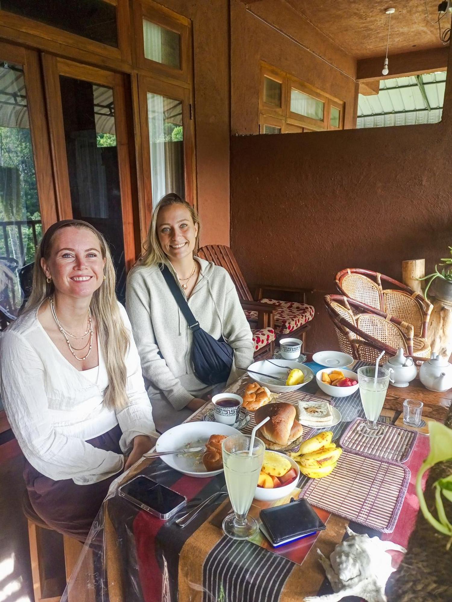 Creek Downhills Bed & Breakfast Ella Bagian luar foto
