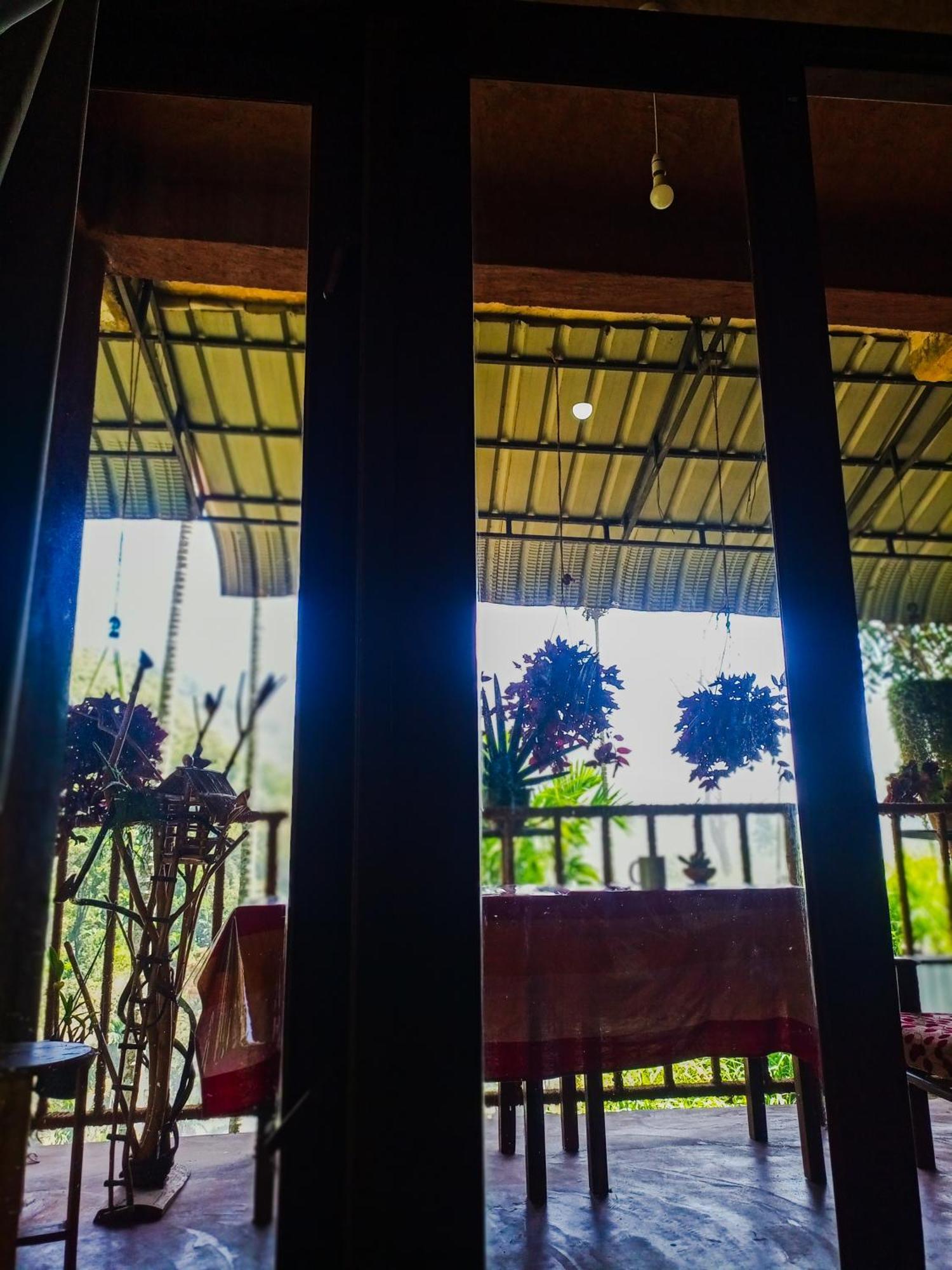 Creek Downhills Bed & Breakfast Ella Bagian luar foto